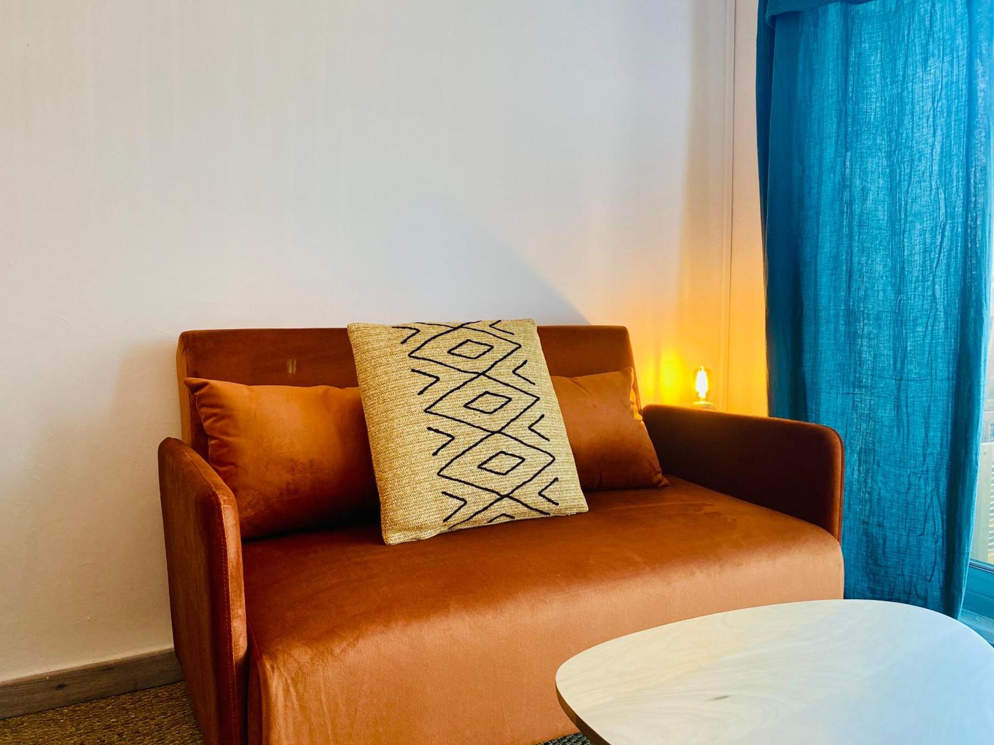 Superbe T2 Cote Gare Parking Clim Wifi Terrasse ! Apartment Sete Bagian luar foto