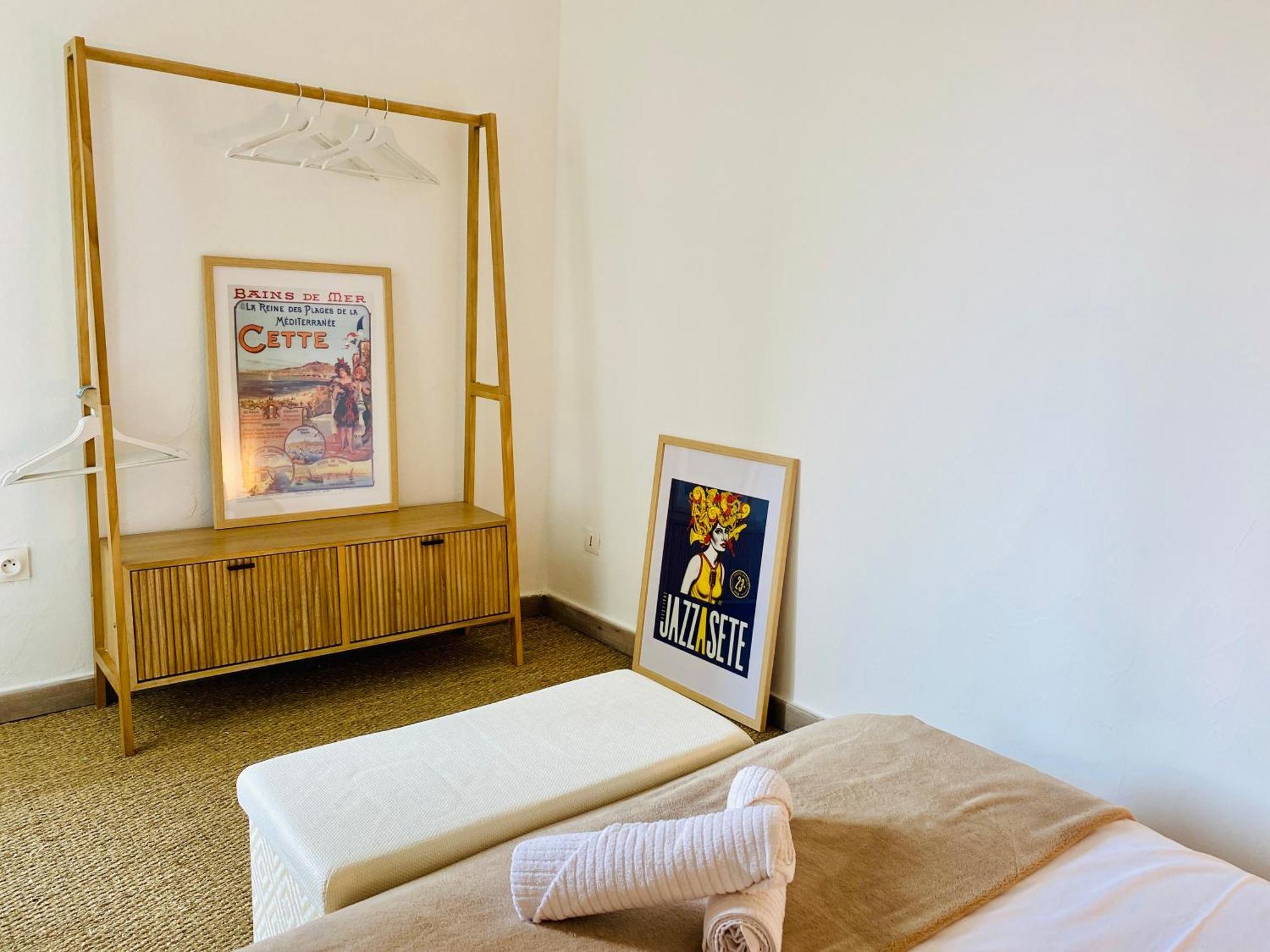 Superbe T2 Cote Gare Parking Clim Wifi Terrasse ! Apartment Sete Bagian luar foto
