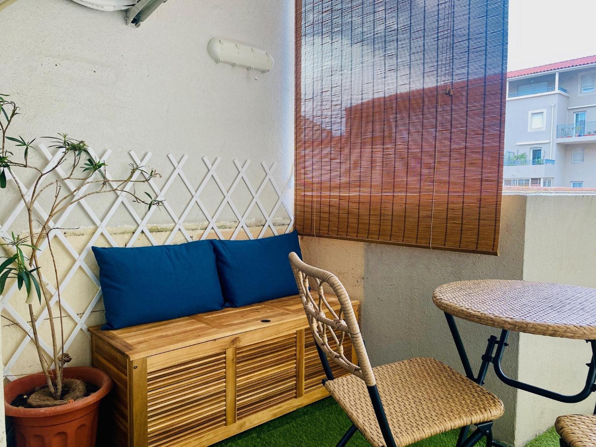 Superbe T2 Cote Gare Parking Clim Wifi Terrasse ! Apartment Sete Bagian luar foto