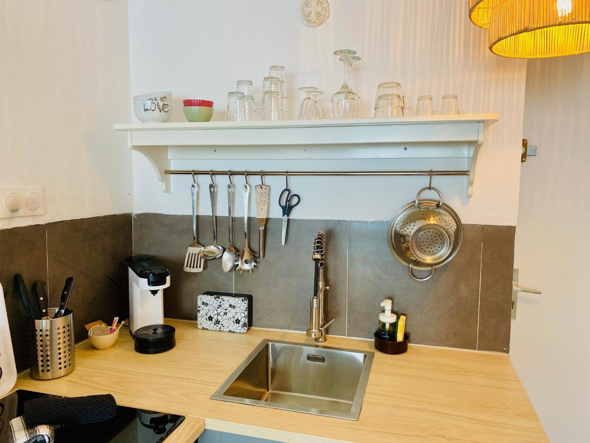 Superbe T2 Cote Gare Parking Clim Wifi Terrasse ! Apartment Sete Bagian luar foto